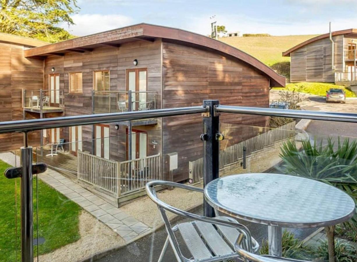 House 6 Goldcroft - Walk To Beach & Village, Pet-Friendly & Hottub Porthtowan 外观 照片